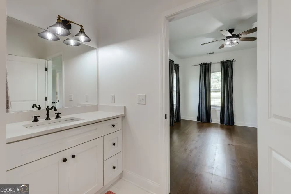 499 Little Oak ST Athens, GA 30601