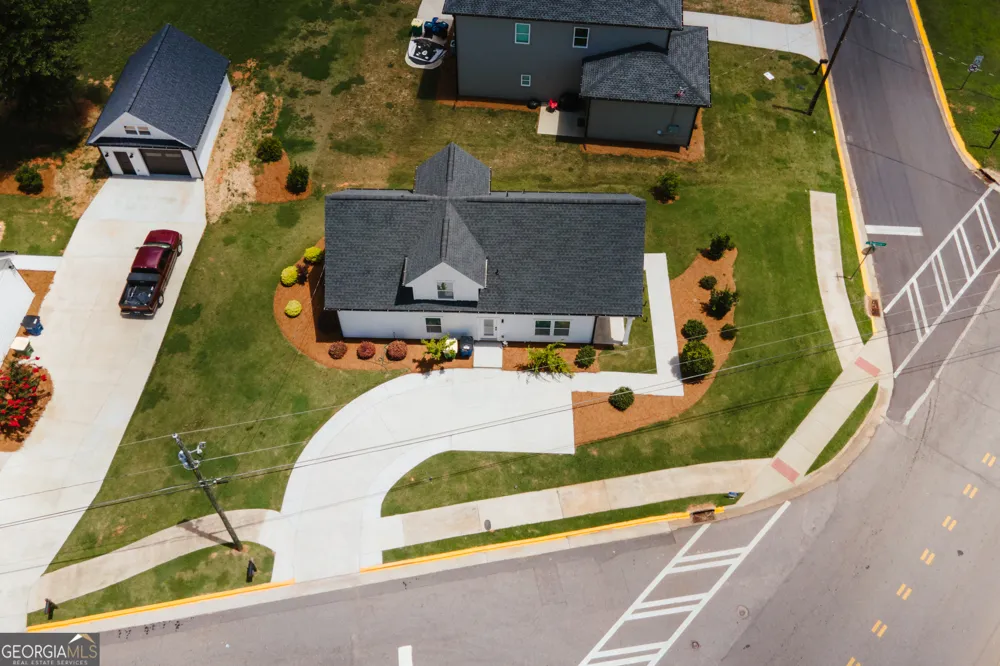 499 Little Oak ST Athens, GA 30601