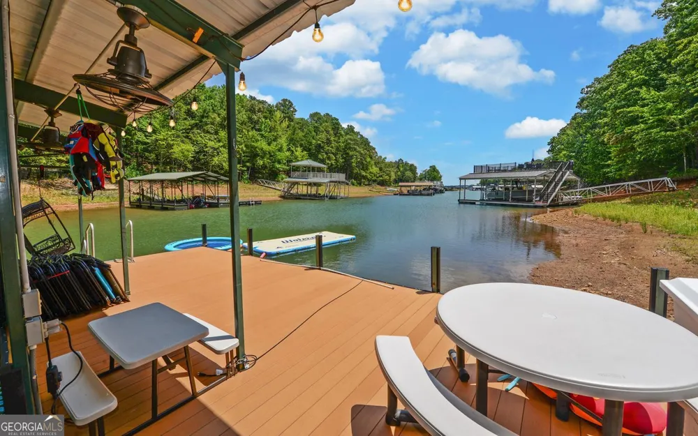 819 Tranquility LN Hartwell, GA 30643