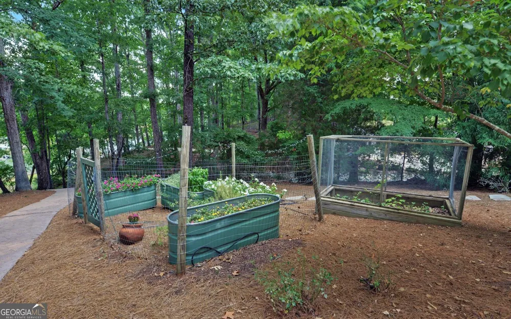 819 Tranquility LN Hartwell, GA 30643
