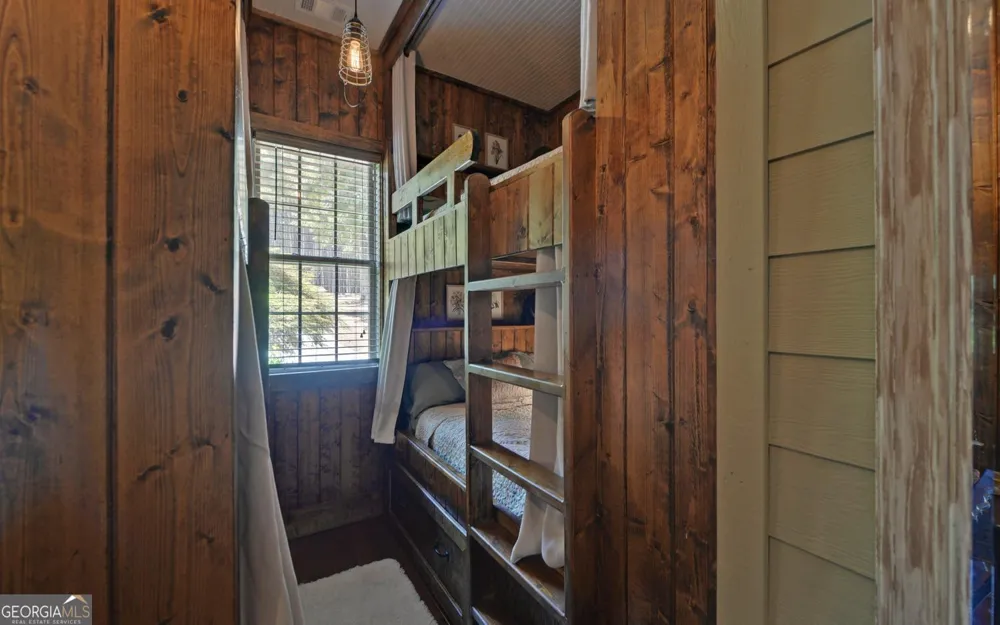 819 Tranquility LN Hartwell, GA 30643