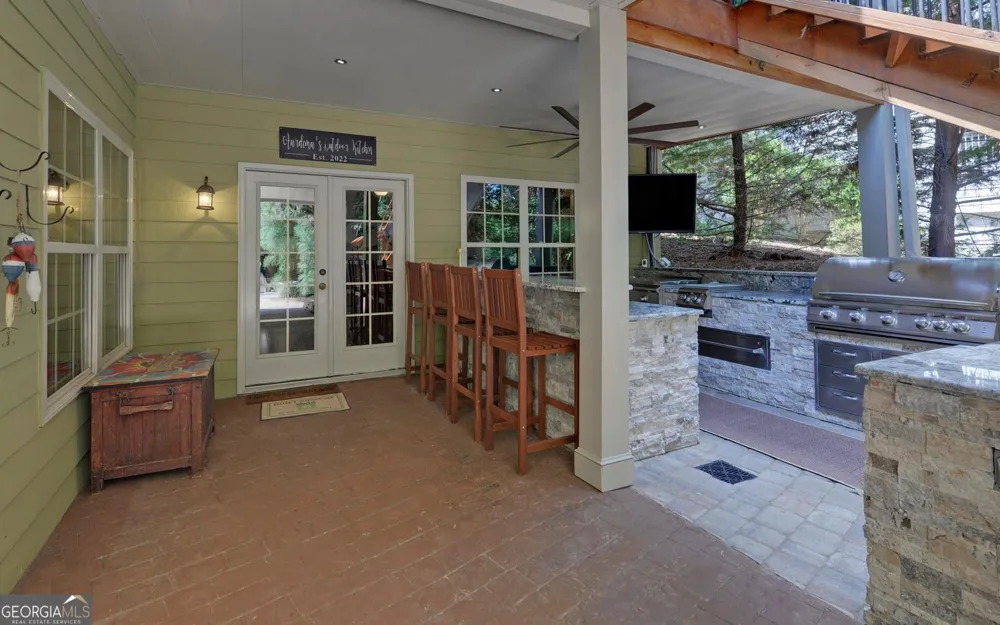 819 Tranquility LN Hartwell, GA 30643