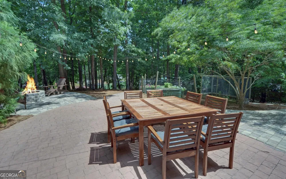 819 Tranquility LN Hartwell, GA 30643
