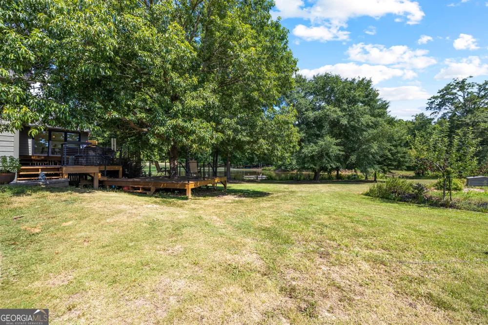 456 W McIntosh RD Brooks, GA 30205