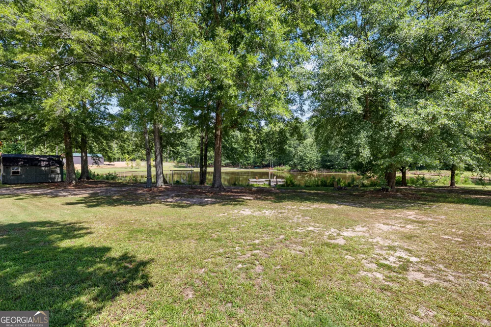 456 W McIntosh RD Brooks, GA 30205