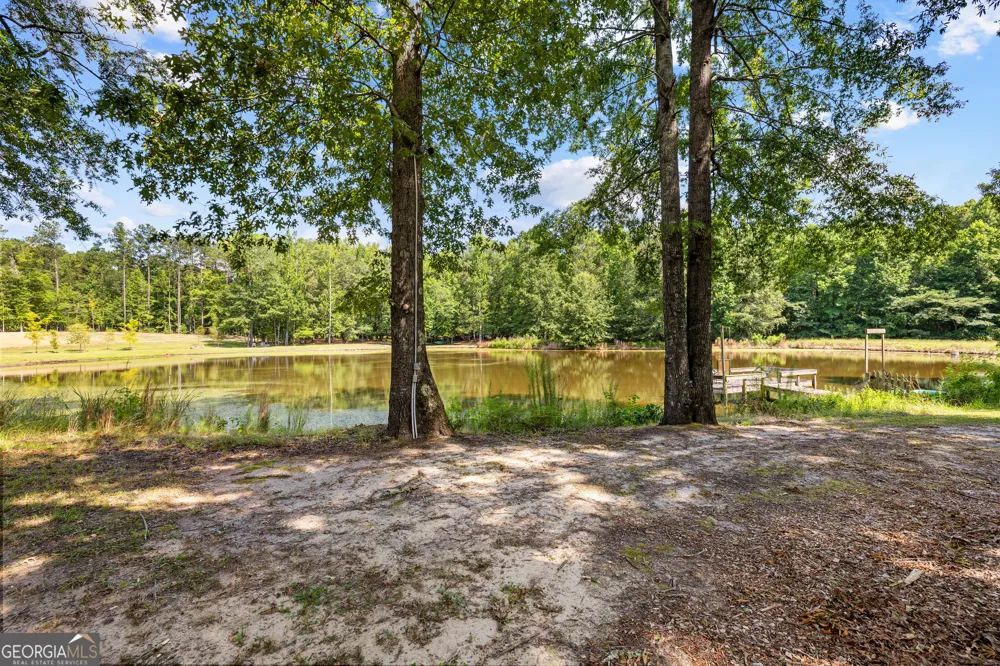 456 W McIntosh RD Brooks, GA 30205
