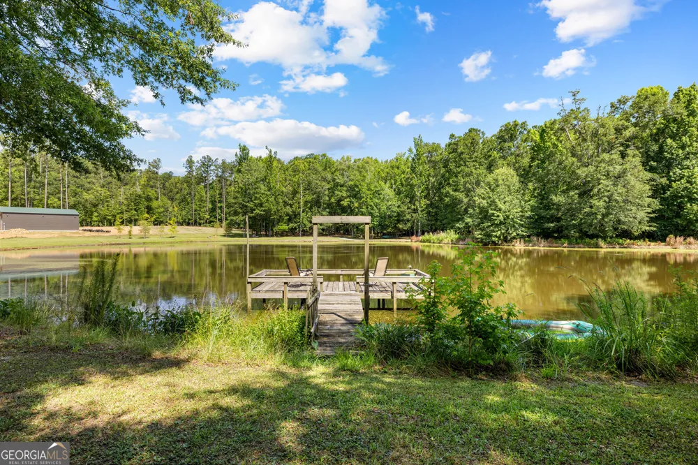 456 W McIntosh RD Brooks, GA 30205