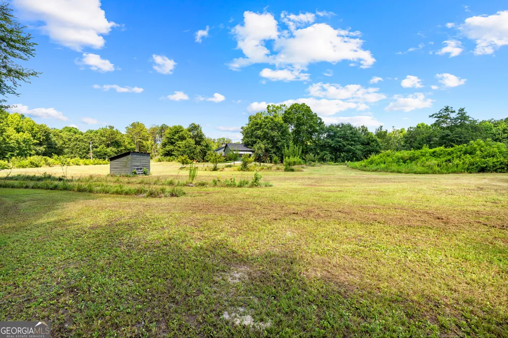 456 W McIntosh RD Brooks, GA 30205