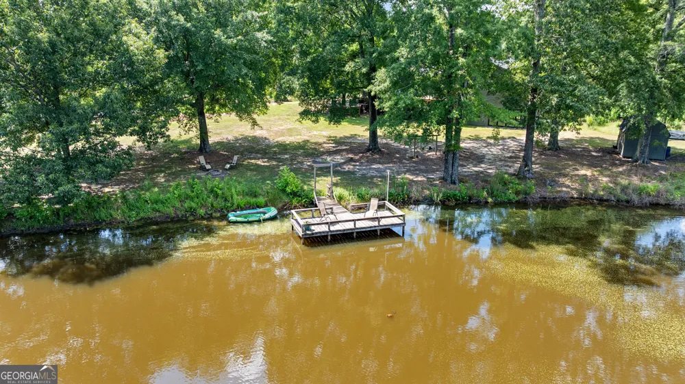 456 W McIntosh RD Brooks, GA 30205