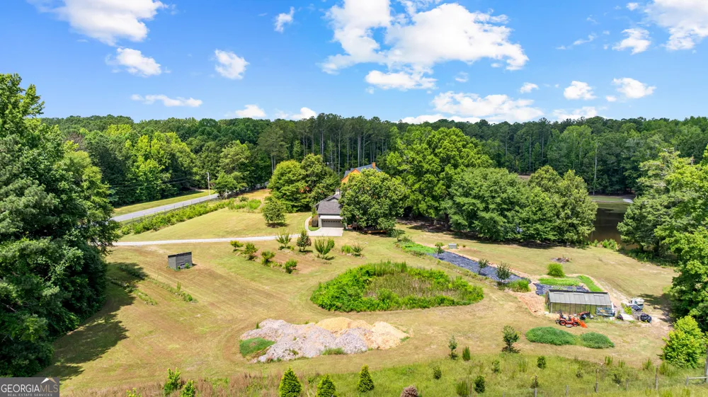 456 W McIntosh RD Brooks, GA 30205