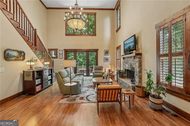 63 Choctaw RDG Big Canoe, GA 30143