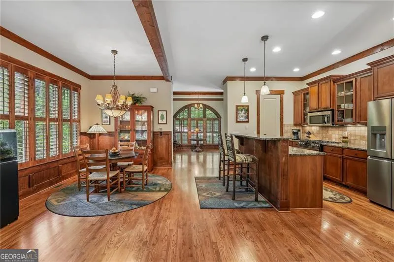 63 Choctaw RDG Big Canoe, GA 30143