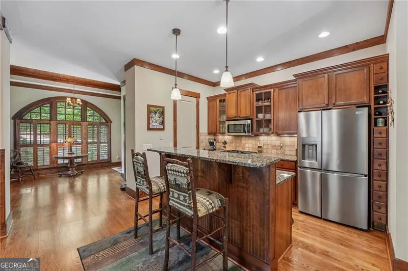 63 Choctaw RDG Big Canoe, GA 30143