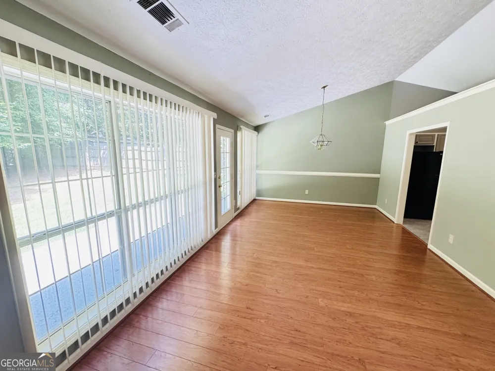 1450 Millhaven DR Auburn, GA 30011