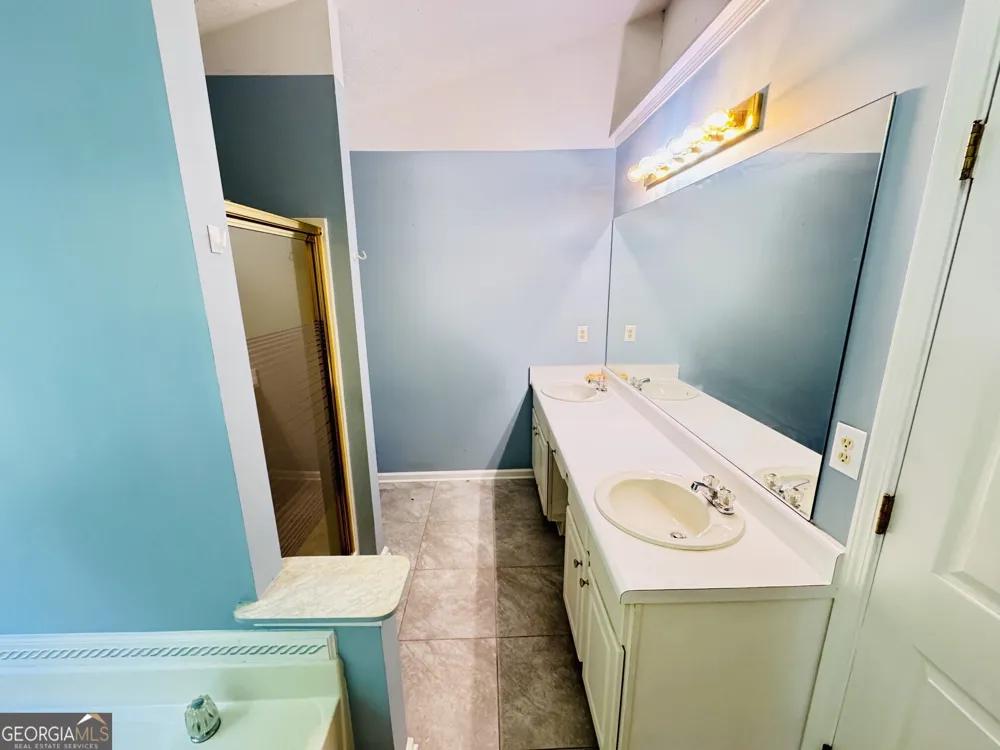 1450 Millhaven DR Auburn, GA 30011