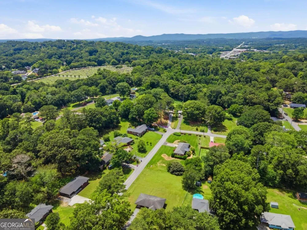 101 Jackson ST Calhoun, GA 30701