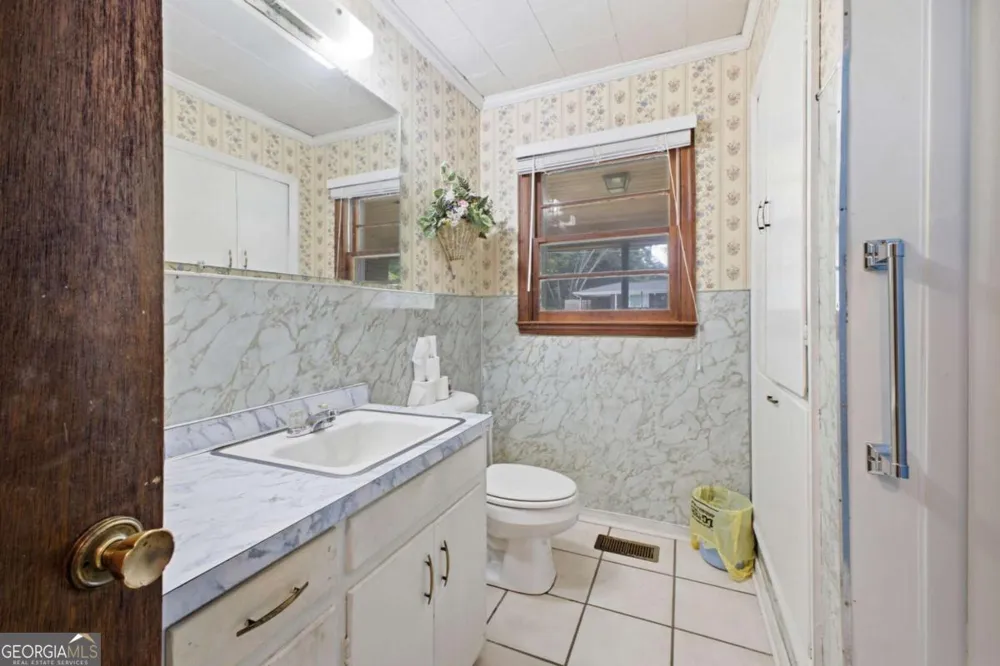 101 Jackson ST Calhoun, GA 30701