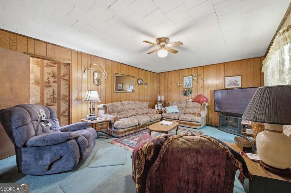101 Jackson ST Calhoun, GA 30701
