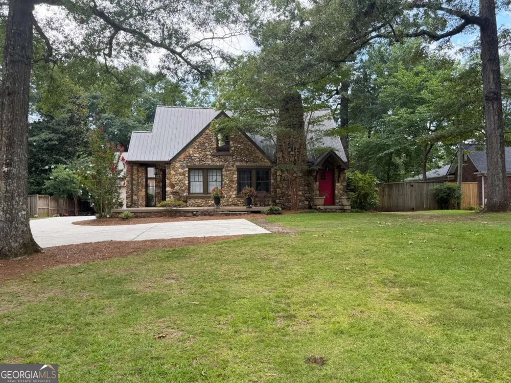 607 N College ST Cedartown, GA 30125