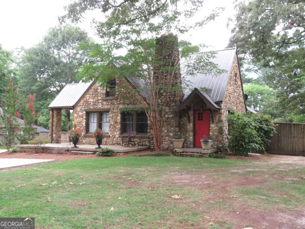 607 N College ST Cedartown, GA 30125