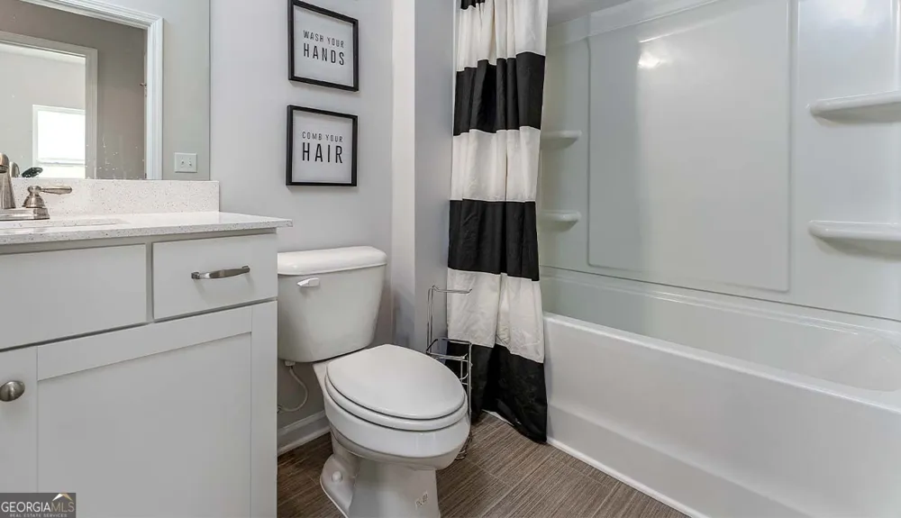 203 Park Bench WAY Byron, GA 31008