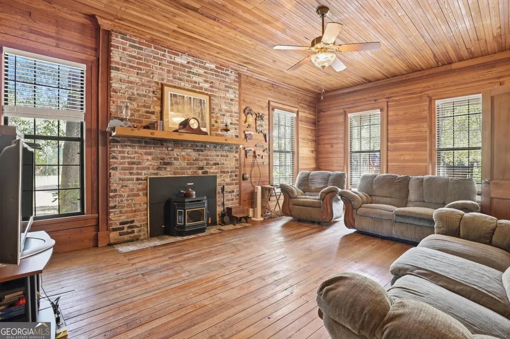 4931 Mill branch club RD Pembroke, GA 31321