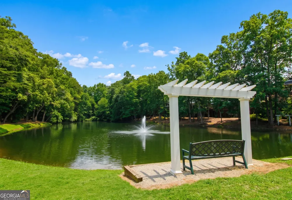 1503 Waters Edge TRL Roswell, GA 30075