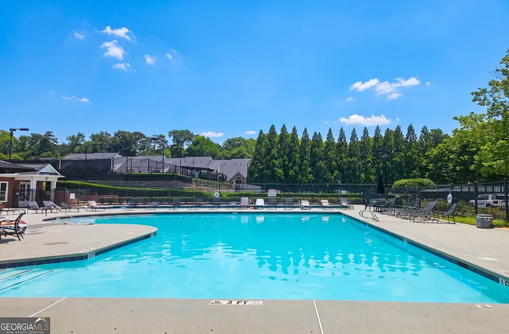 1503 Waters Edge TRL Roswell, GA 30075