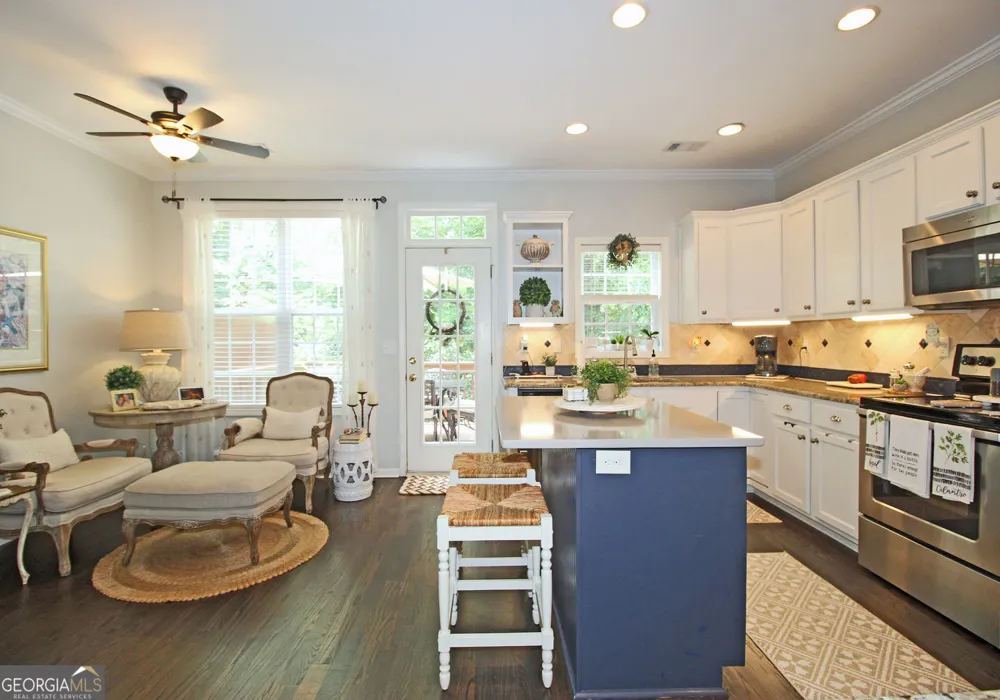 1503 Waters Edge TRL Roswell, GA 30075