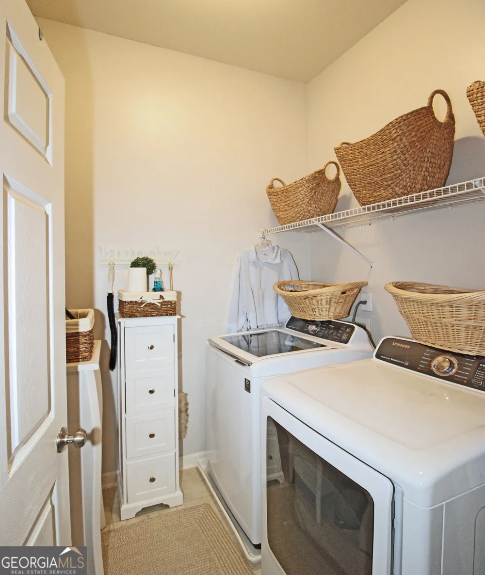 1503 Waters Edge TRL Roswell, GA 30075