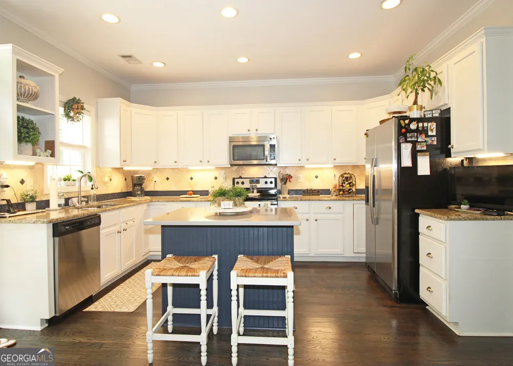 1503 Waters Edge TRL Roswell, GA 30075