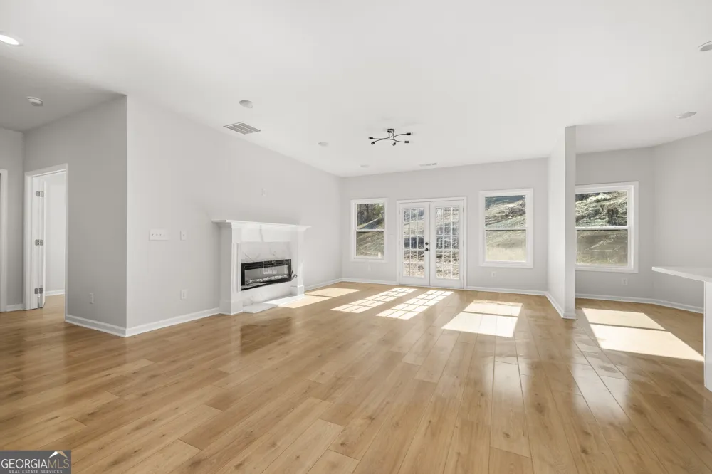 4420 Ross Estates CT Snellville, GA 30039