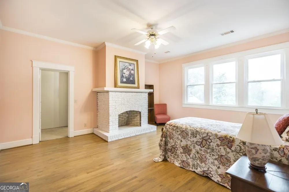 62 Indian Springs DR Forsyth, GA 31029