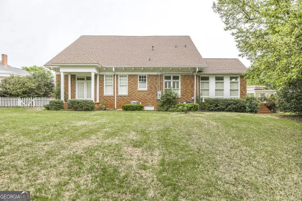 62 Indian Springs DR Forsyth, GA 31029