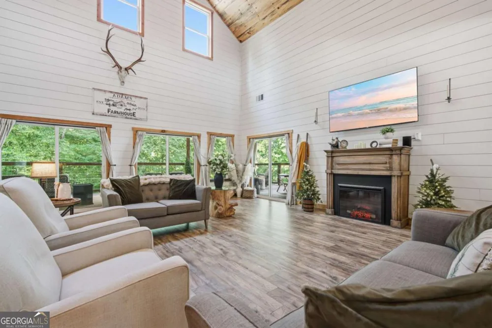 426 Thompson Creek Park RD Dawsonville, GA 30534