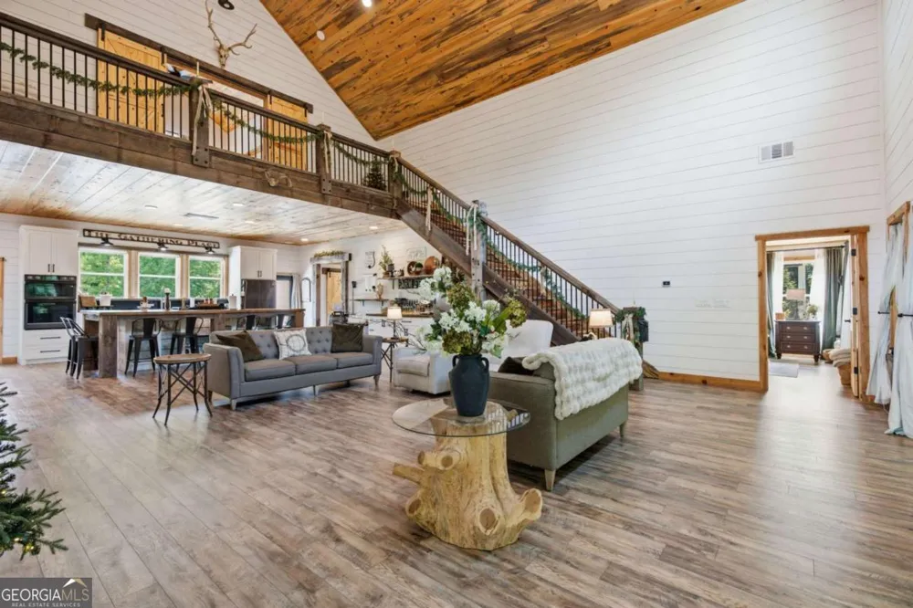 426 Thompson Creek Park RD Dawsonville, GA 30534