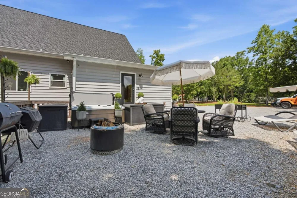 426 Thompson Creek Park RD Dawsonville, GA 30534