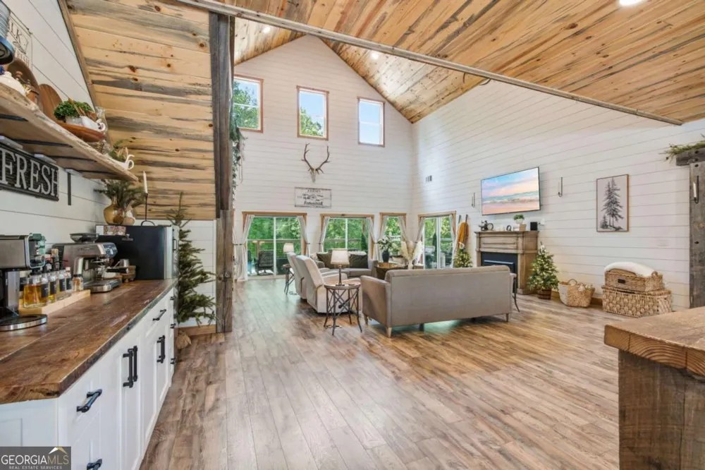 426 Thompson Creek Park RD Dawsonville, GA 30534