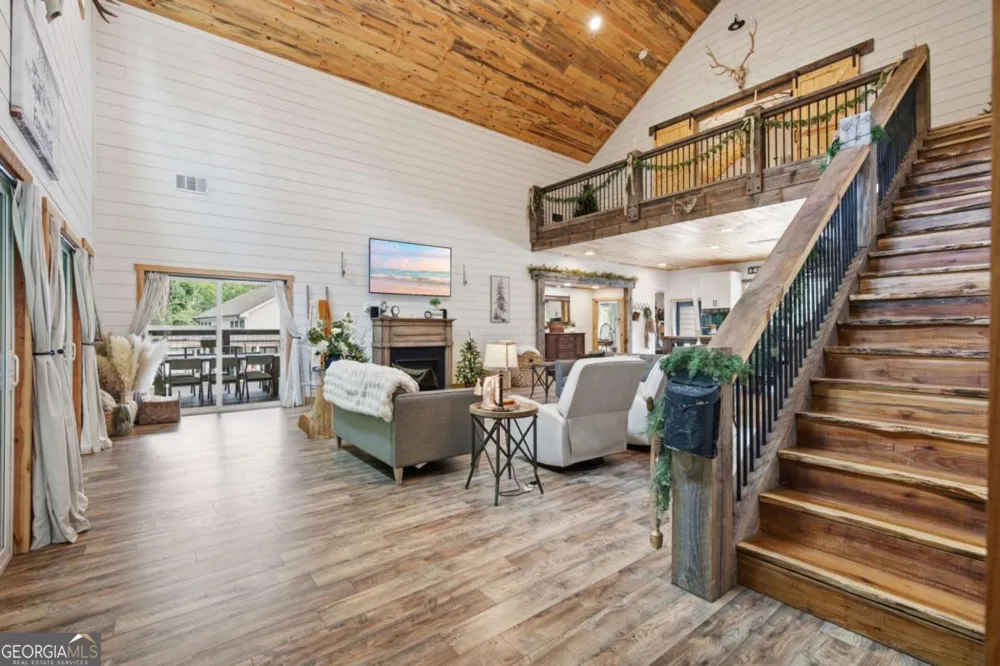 426 Thompson Creek Park RD Dawsonville, GA 30534
