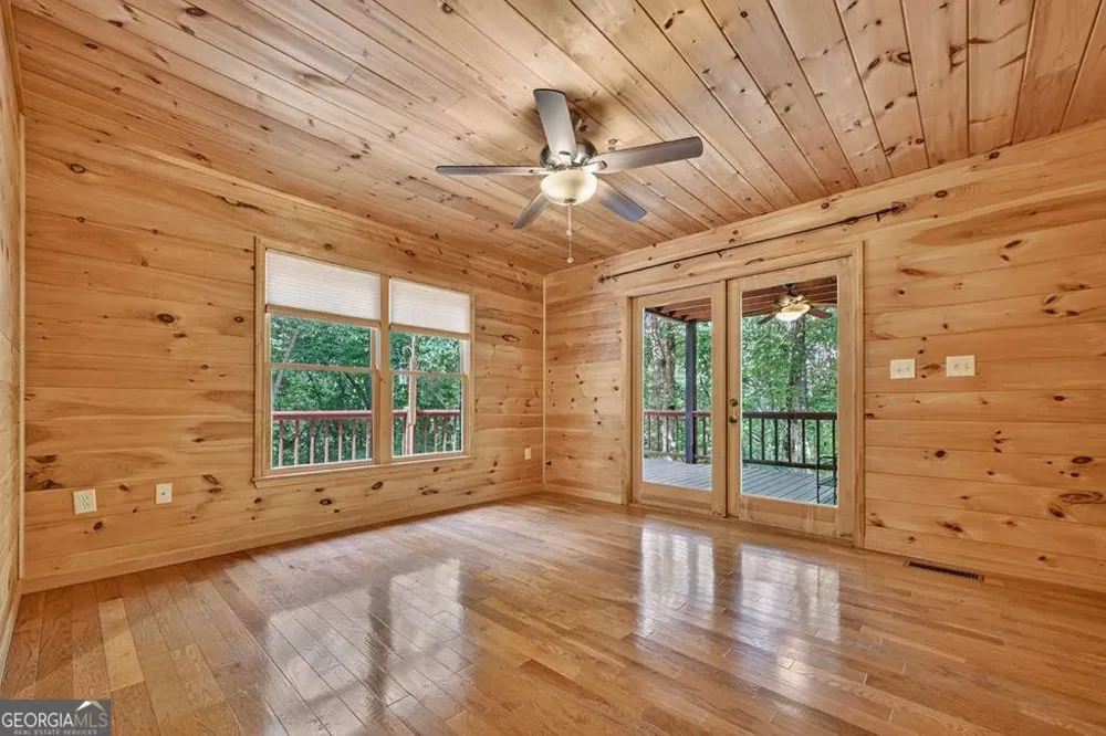 21 Trails End LN Morganton, GA 30560