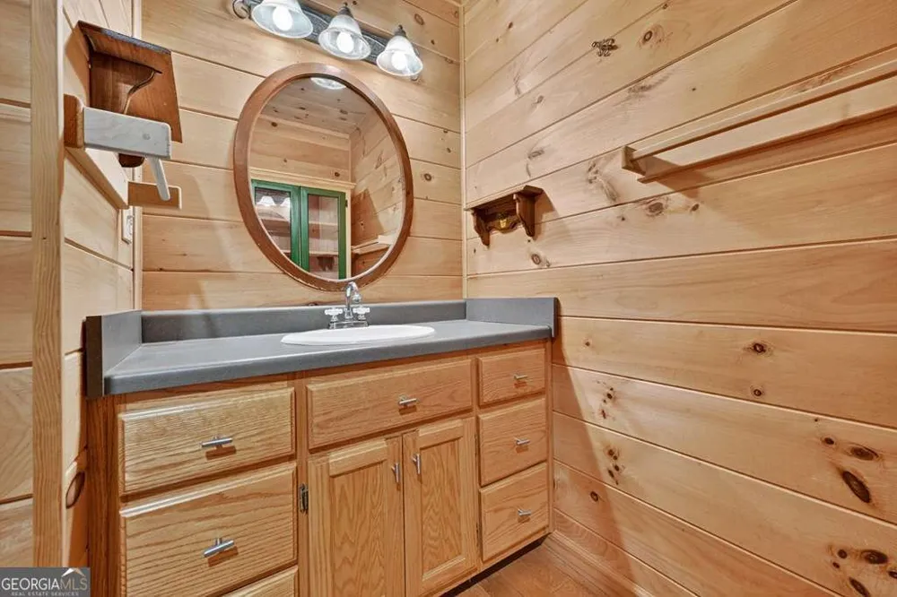 21 Trails End LN Morganton, GA 30560