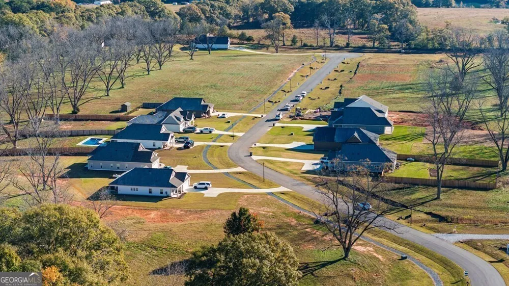 105 Chinaberry ST Pine Mountain, GA 31822