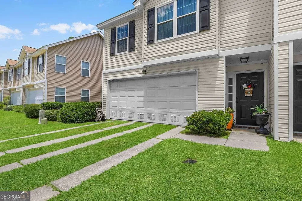 52 Orchid LN Savannah, GA 31419