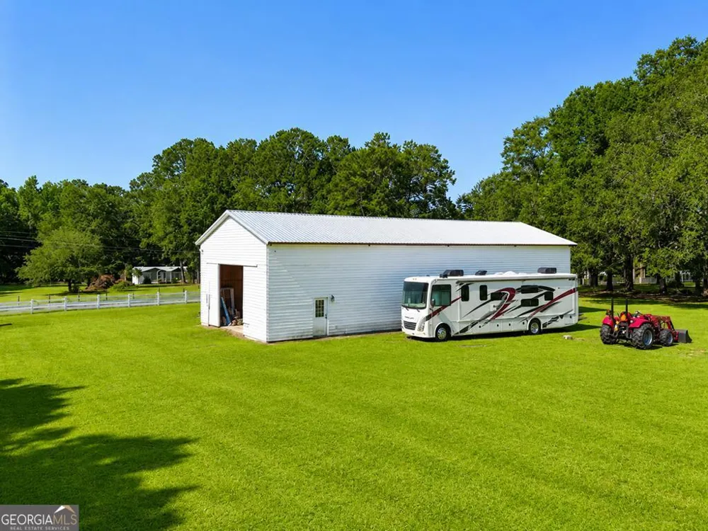 1576 Hall RD Thomasville, GA 31757