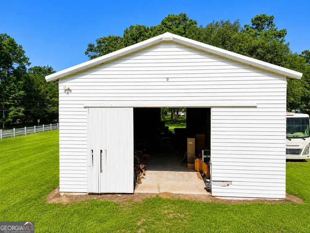 1576 Hall RD Thomasville, GA 31757