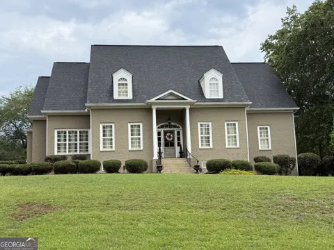 1030 Walton CIR