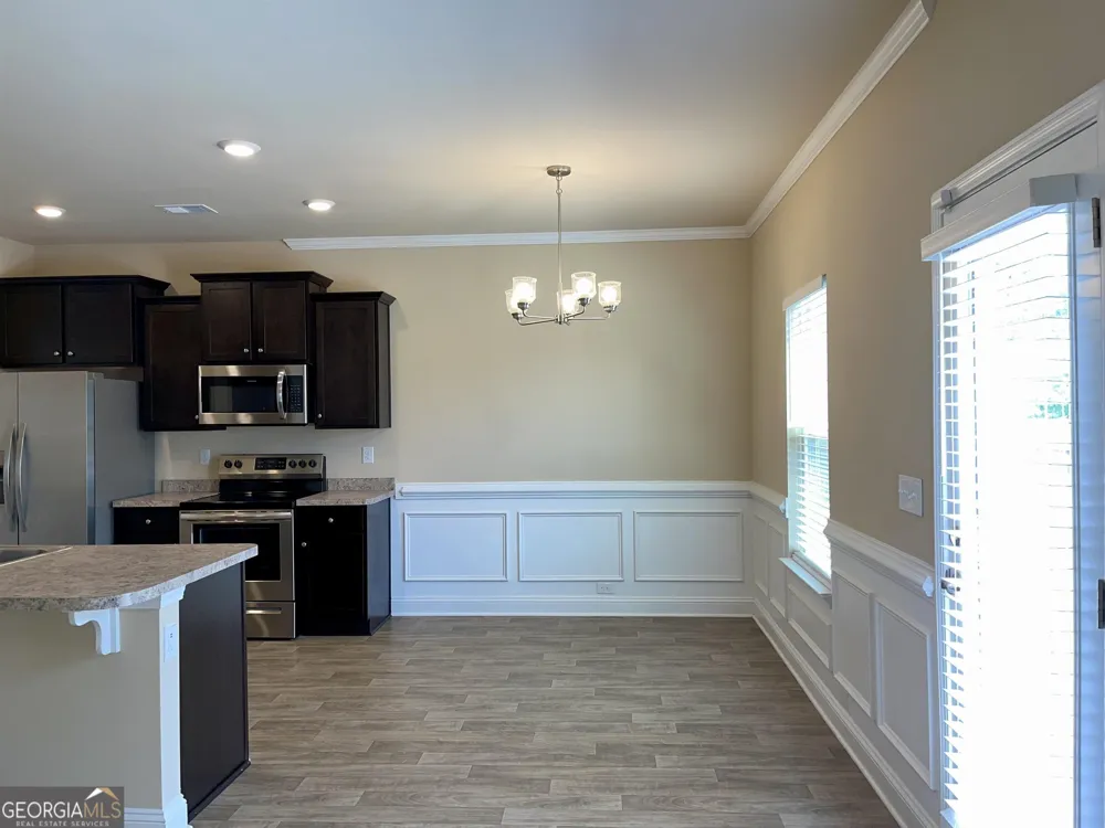 2651 Lovejoy Crossing LN Hampton, GA 30228