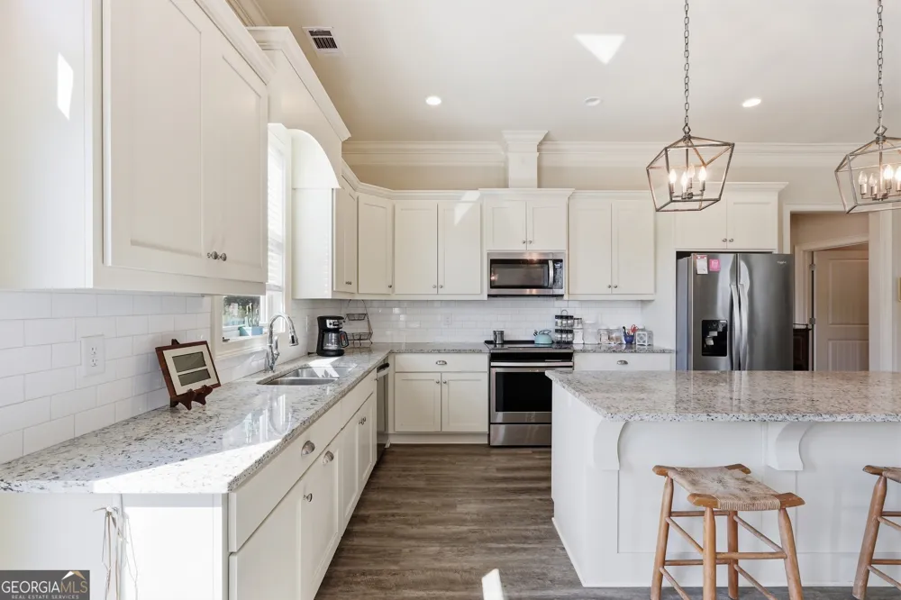241 Legacy DR Demorest, GA 30535