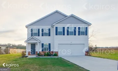 217 Sky Hawk LN