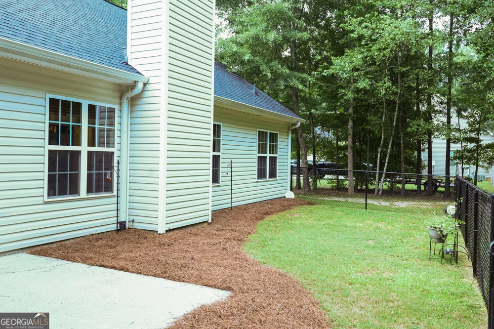 154 Cole Forest Barnesville, GA 30204